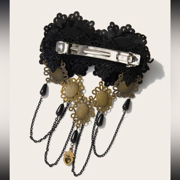 Gothic Punk style French clip w/ black fabric roses & dangling chains / pendants - Picture 3 of 5